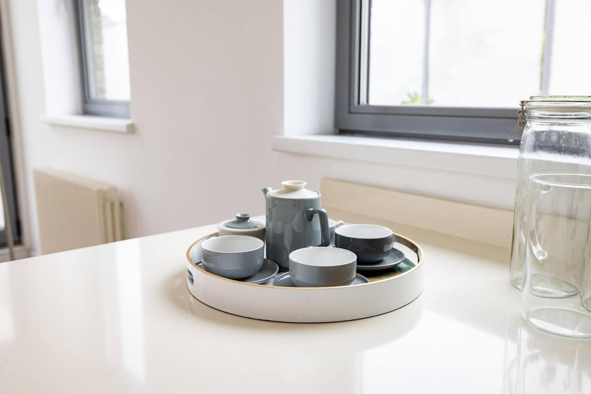 Wild Roses Serviced Apartments - Borough Londen Buitenkant foto
